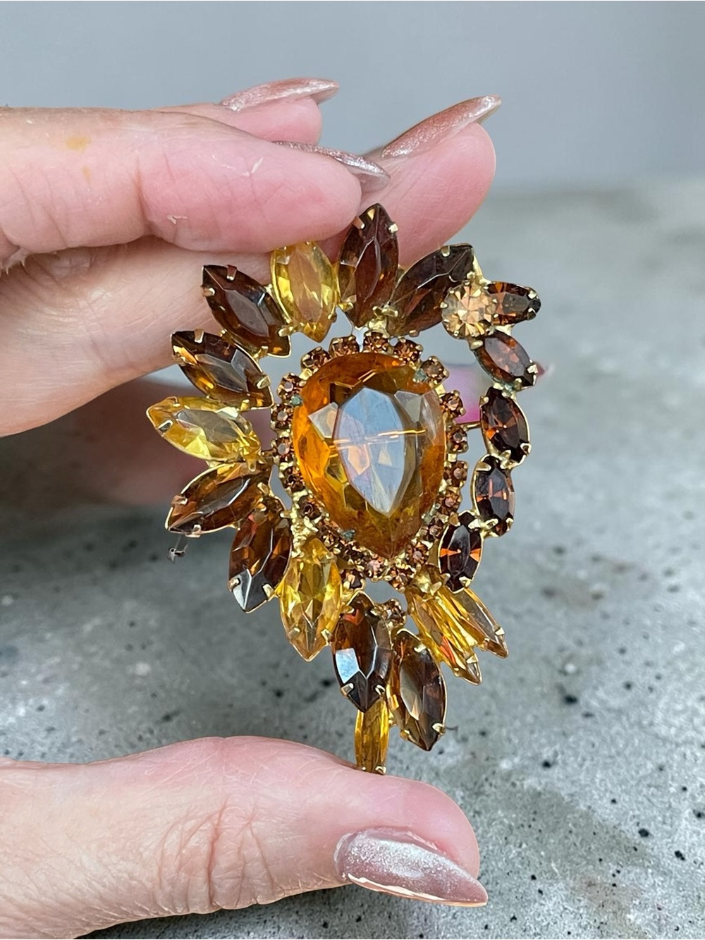 Juliana Style Amber Rhinestone Gold Tone Statement Brooch